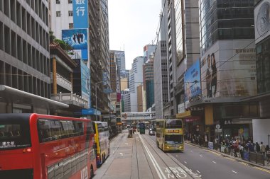 Tram 'da, Central Caddesi manzarası hk 10 Mayıs 2023