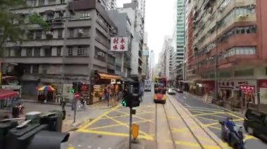 Tram 'da, Sai Wan Caddesi manzarası 10 Mayıs 2023