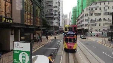Tram 'da, Sai Wan Caddesi manzarası 10 Mayıs 2023