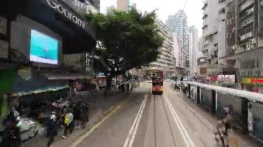 Tram 'da, Wan Chai caddesi manzarası 10 Mayıs 2023