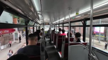 İçerideki tramvay, Hong Kong tramvay sistemi - 16 Mayıs 2023.