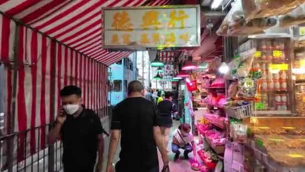 香港ノースポイント 2023年5月29日 ウォーキングストリートセクションは 香港のノースポイント チョン セントで有名なショッピングです — ストック動画