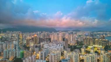 Kaleydoskop: Yau Tsim Mongs Vibrant Urban Goblen, 3 Mayıs 2022