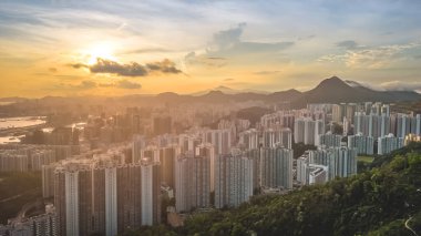 Doğu Kowloon Günbatımı, Huzur ve Güzelliği Kucaklama, 11 Haziran 2023