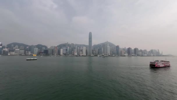 Victoria Harbour Met Hong Kong Island Als Achtergrond Juni 2023 — Stockvideo