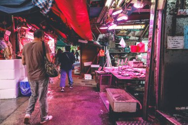 Kwun Tong Islak Pazarı 'nın canlı atmosferi, 21 Haziran 2023