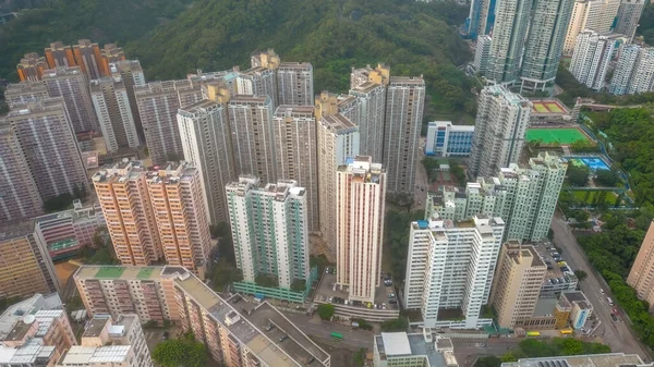 位于香港观塘的旧住宅大厦2022年5月21日 — 图库照片