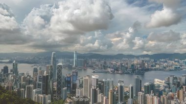 Victoria Tepesi 'nden yükselen gökdelenler, 26 Haziran 2023