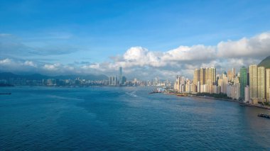 Kennedy Town, 4 Temmuz 2023 'te, HK adasının batı tarafında yer almaktadır.