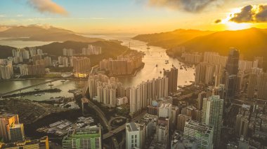 Tsuen Wan Bölgesi, 8 Temmuz 2021 'de çok hareketli ve hareketli bir bölgedir.