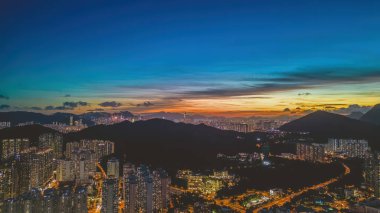 10 Temmuz 2023 'te Hong Kong şehri panorama hava görüntüsü
