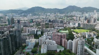 Quarry Hill, 14 Temmuz 2023 'te Kowloon tepelerinde yuva yapmış yerleşim yerleri.