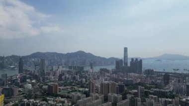 14 Temmuz 2023 'te Hong Kong' daki Kowloon Yarımadası 'nın çarpıcı manzarası..