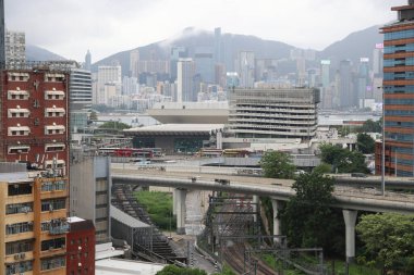 30 Temmuz 2023 'te Kowloon Yarımadası' nda bulunan Hung Hom şehrinin manzarası.