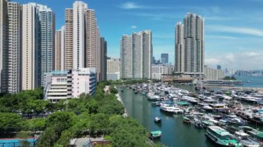 Shau Kei Wan Tayfun Sığınağı 2 Ağustos 2023 tarihinde önemli bir liman bölgesidir..