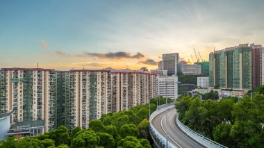 Mei Foo Sun Chuen, 3 Ağustos 2023 tarihinde kurulmuş büyük bir özel konuttur.