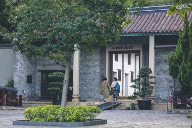 Kowloon Duvarlı Şehir Parkı. Huzur İçinde Tarihi Yeniden Yakalıyorum 12 Ağustos 2023