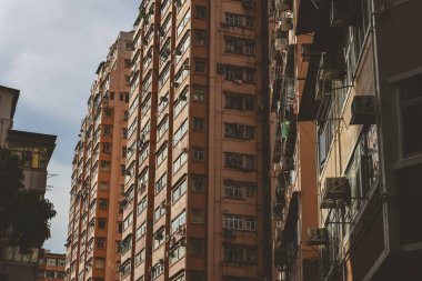 Apartman blokları, Hong Kong yerleşim alanı, 12 Ağustos 2023