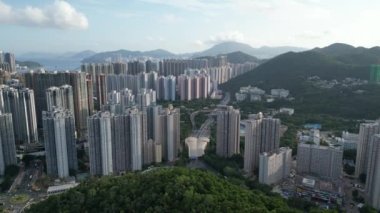 Hong Kong - 15 Ağustos 2023: Tseung Kwan O Skyline, Sahil Zarafeti ve Şehir Dinamikleri
