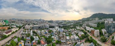 Kowloon Tong Şehir Merkezi Şehir Enerjisinin Modern Zarafetle Buluştuğu Yer 19 Ağustos 2023