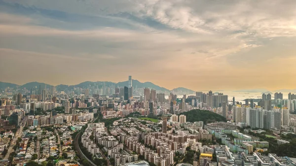 Kowloon Tong 'da etkili demiryolu transferi, HK 19 Ağustos 2021