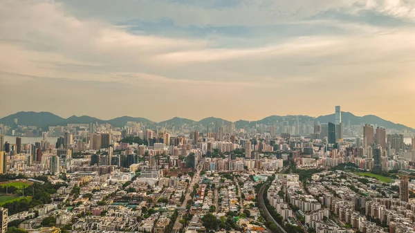 Kowloon Tong 'da etkili demiryolu transferi, HK 19 Ağustos 2021