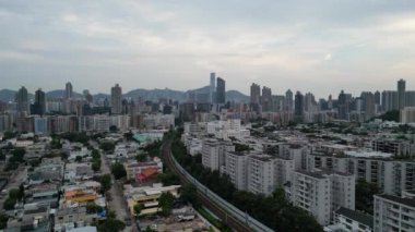Hong Kong - 19 Ağustos 2023 Kowloon Tong, Hong Kong 'da etkili demiryolu transferi 