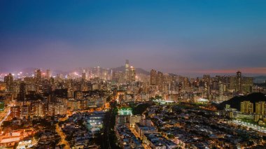 Kowloon Üzerindeki Alacakaranlık, Şehir Huzurunun Gerçeküstü Bakışı 21 Eylül 2021
