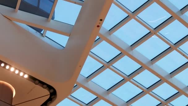 2023年10月4日 タング チュンのショッピングモール ガラス屋根 — ストック動画