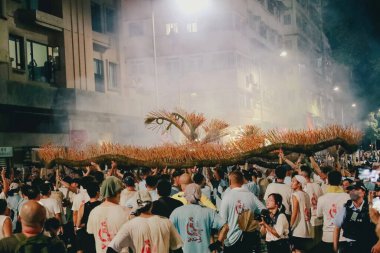 28 Eylül 2023, Hong Kong 'daki Tai Hang Ejderha Dansı.