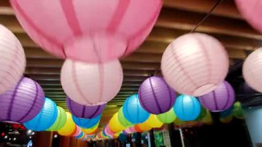HONG KONG - 4 Ekim 2023: Hong Kong 'daki Tung Chung Gezinti Güvertesinde Fener Festivali