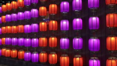 HONG KONG - 4 Ekim 2023: Hong Kong 'daki Tung Chung Gezinti Güvertesinde Fener Festivali