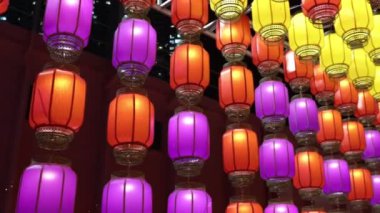 HONG KONG - 4 Ekim 2023: Hong Kong 'daki Tung Chung Gezinti Güvertesinde Fener Festivali