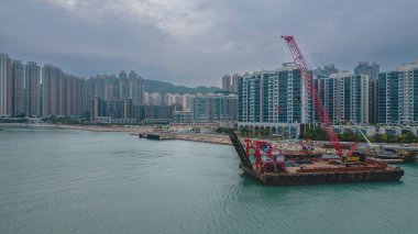 Tseung Kwan O Rıhtım Parkı Köprüsü, Hong Kong 21 Ekim 2023