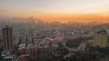 Fotoğraf: 26 Ekim 2023 Batı Kowloon Alacakaranlık, Hong Kong