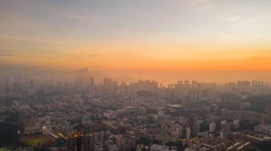 Fotoğraf: 26 Ekim 2023 Batı Kowloon Alacakaranlık, Hong Kong