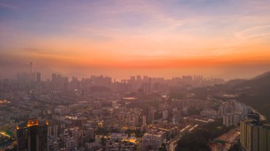 Fotoğraf: 26 Ekim 2023 Batı Kowloon Alacakaranlık, Hong Kong