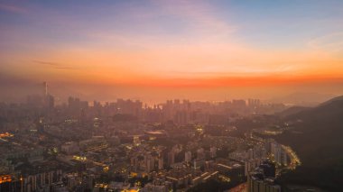 Fotoğraf: 26 Ekim 2021 Kowloon 'un batısı Alacakaranlık, Hong Kong