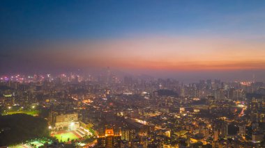 Fotoğraf: 26 Ekim 2023 Kowloon 'un ortası Alacakaranlık, Hong Kong
