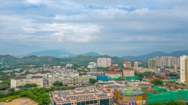 22 Ekim 2023 Sheung Shui, Hong Kong 'un Kuzeyindeki Huzuru Kucaklıyor