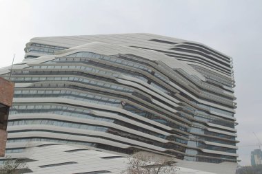 Jokey Kulübü İnovasyon Kulesi Hong Kong Politeknik Üniversitesi 19 Şubat 2015 'e ev sahipliği yapmaktadır.