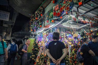 Sham Shui Po, Hong Kong 'daki Oyuncak Sokağı Gece Pazarı