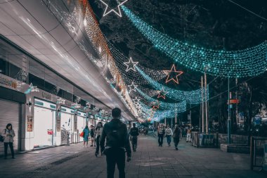 Hong Kong 08 Aralık 2023 Park Lane Alışveriş Bulvarı. Önemli bir alışveriş merkezi mi?