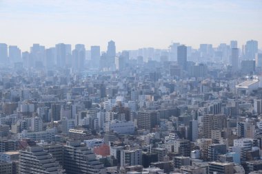 Gökdelenleri olan metropol ve 30 Kasım 2023 'ten kalabalık şehir manzarası.