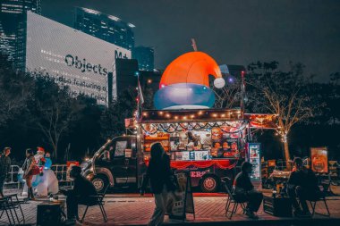 Batı Kowloon Kültür Bölgesi 21 Aralık 2023 'teki Noel kasabası.