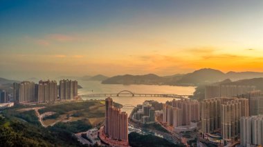 23 Aralık 2021 Tseung Kwan O şehri, Gökdelenli Şehir