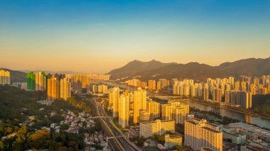 24 Aralık 2023 Shation Town 'un merkezi, istasyon yakınında.