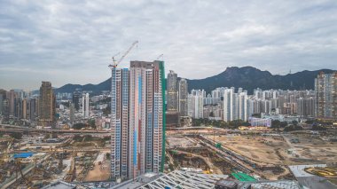 31 Aralık 2023 Kai Tak 'ta bir konut ve iş bölgesi inşaatı projesi