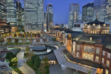 29 Kasım 2023 Tokyo İstasyonu Gece, Tokyo, Japonya