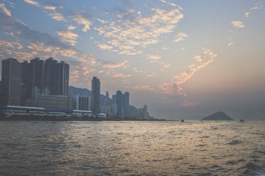 6 Ocak 2024, Hong Kong Viktorya Limanı üzerinden Skyline